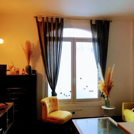 Apartamento Avec 2 - Metro 8 Ecole Veterinaire